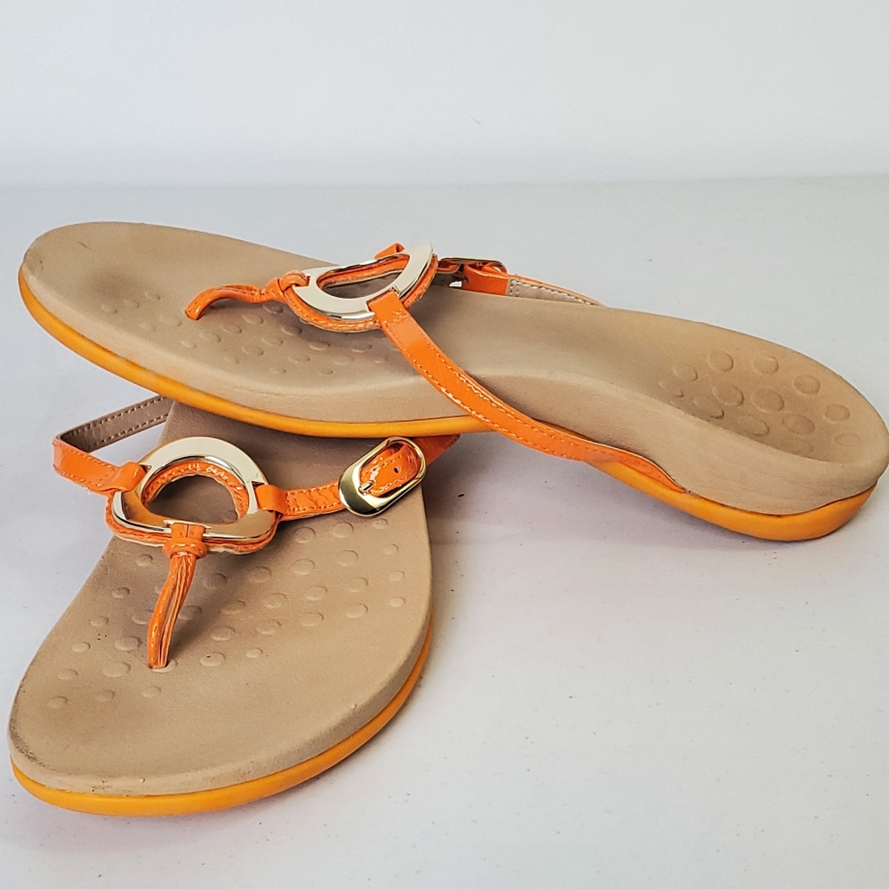Vionic Rest Karina Orange Thong Sandals - Picture 2 of 5